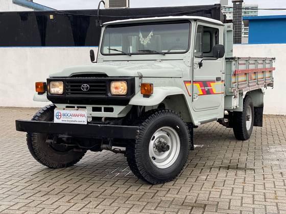 TOYOTA BANDEIRANTE 3.7 BJ55LP-BL3 4X4 CS DIESEL 2P MANUAL TOYOTA BANDEIRANTE 3.7 BJ55LP-BL3 4X4 CS DIESEL 2P MANUAL